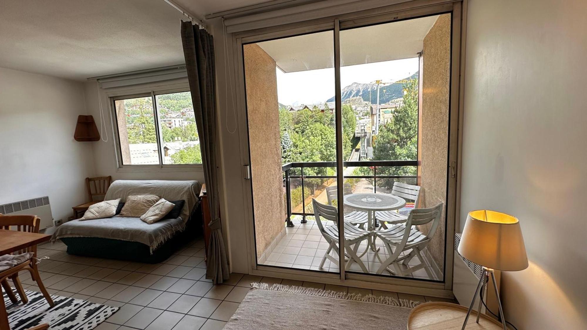 Appartement Centre Ville Pied De Piste Briancon Exterior foto